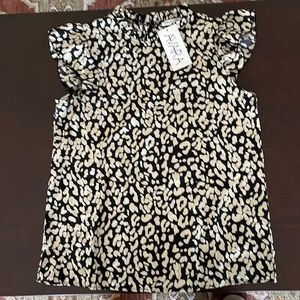 Black and Cream Animal Print Ruffle Sleeve Top from Avara Sz M, NWT.